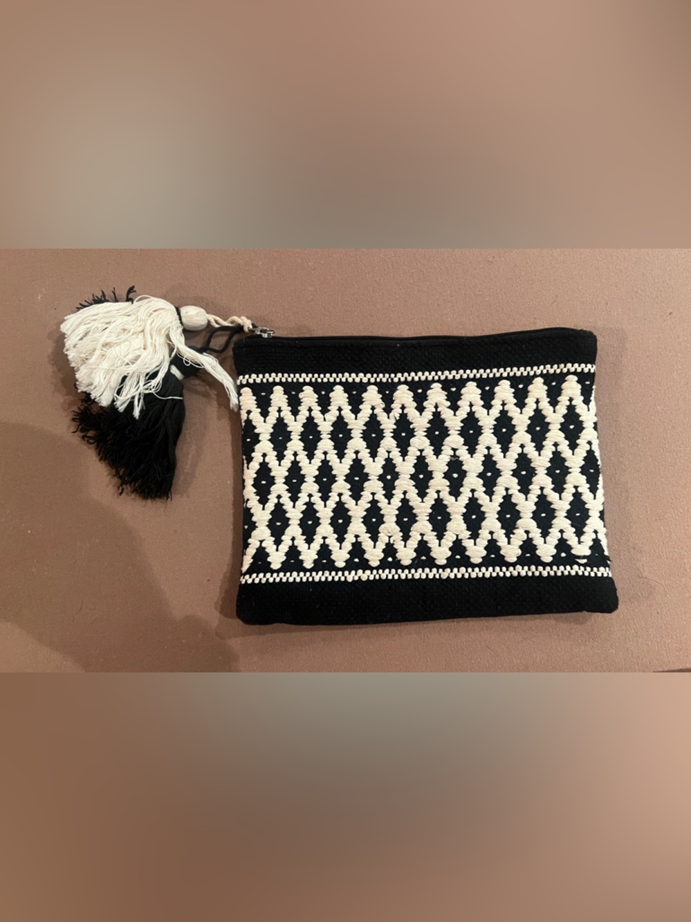 Lulu's Black and White Woven Tassel Clutch